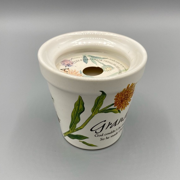 New History & Heraldry Stoneware Grandma Candle Floral Bugs Home Office Decor - Picture 5 of 8